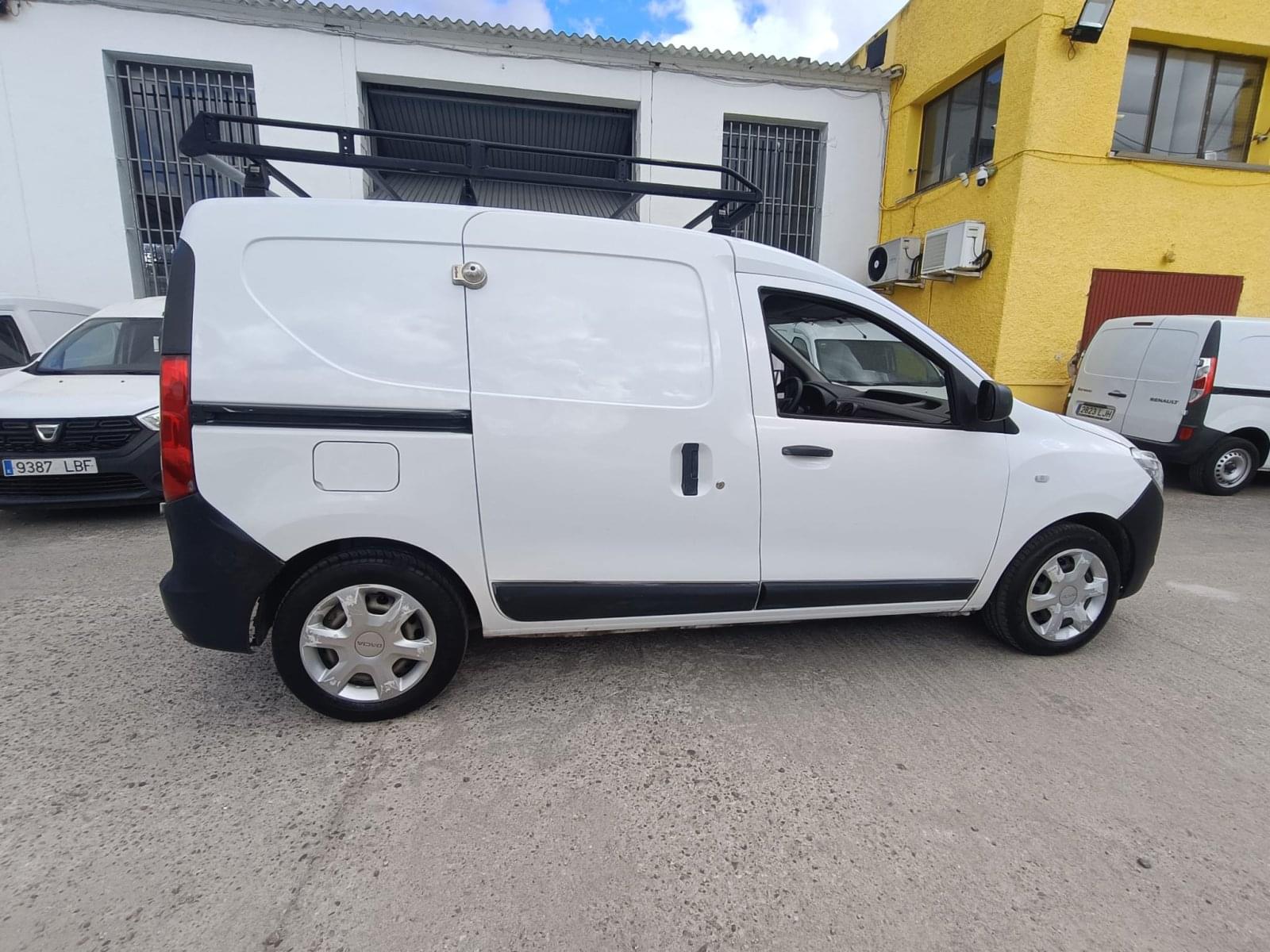 DACIA DOKKER 1.6 ESSENTIAL GLP 75KW 4P 8 