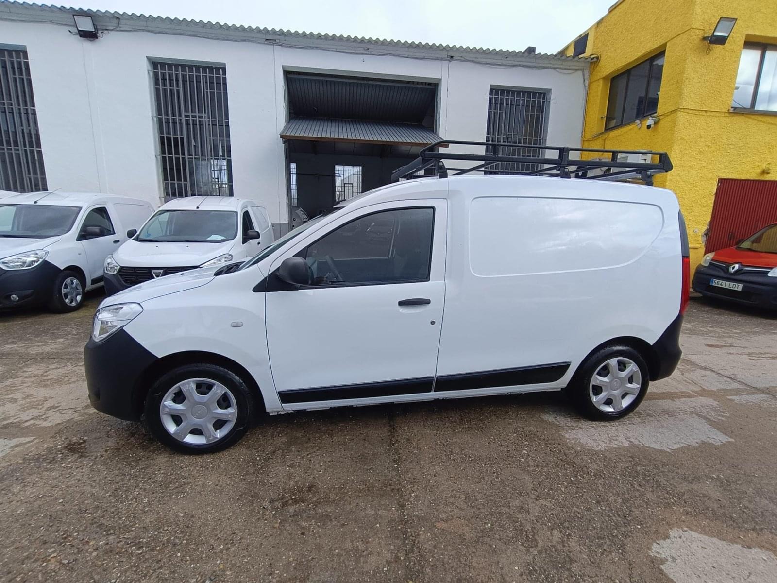 DACIA DOKKER 1.6 ESSENTIAL GLP 75KW 4P 3 