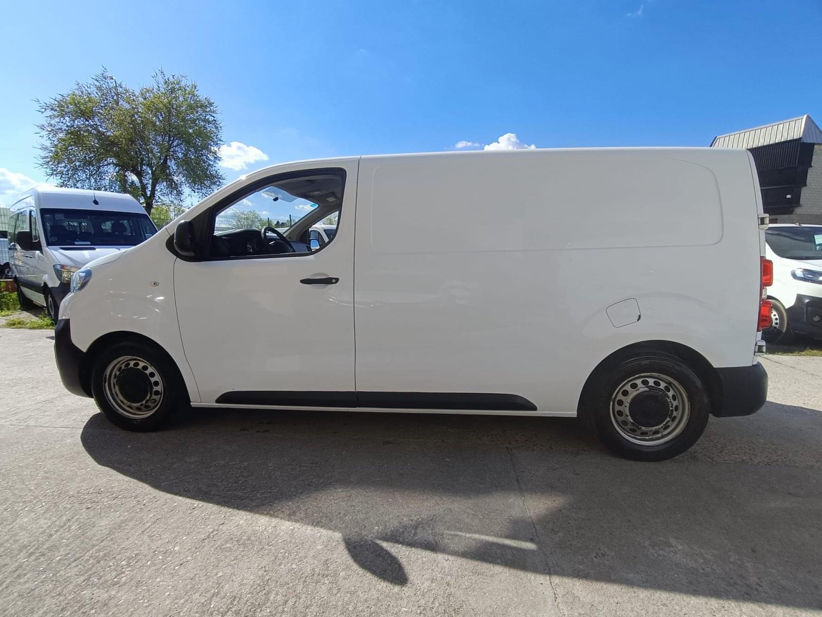 PEUGEOT EXPERT FURGON PRO 1.6 BLUEHDI 70KW (95)STANDARD 9 