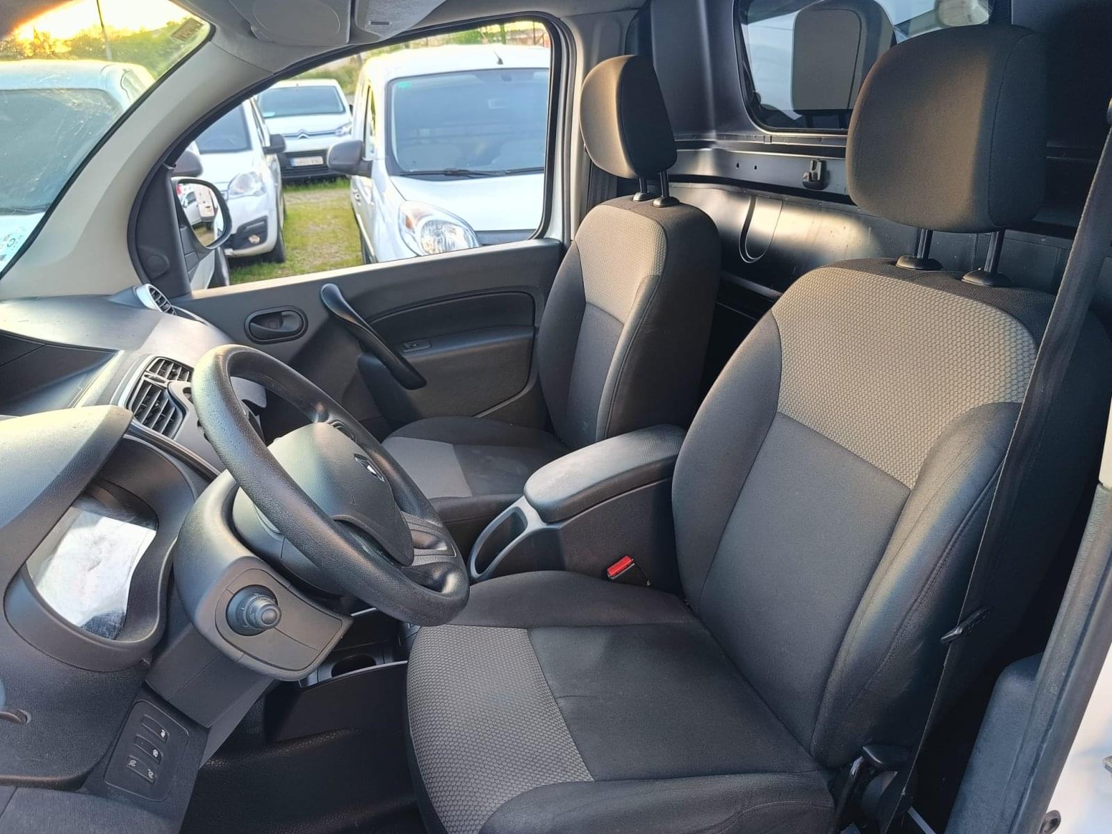 RENAULT KANGOO FURGÓN TALLER 1.5 DCI 75 PROFESIONAL 11 