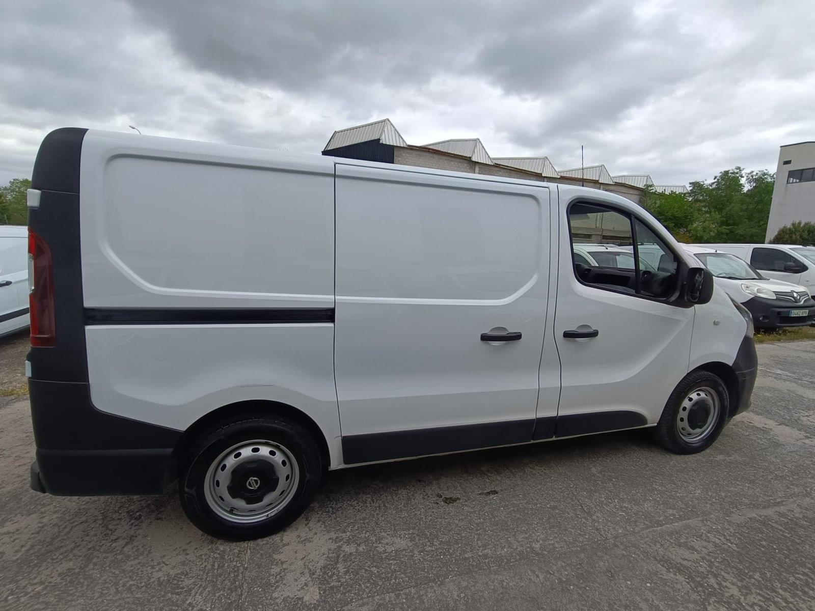 NISSAN NV300 FURGóN 2.0 DCI L1H1 1T OPTIMA 4P 8 