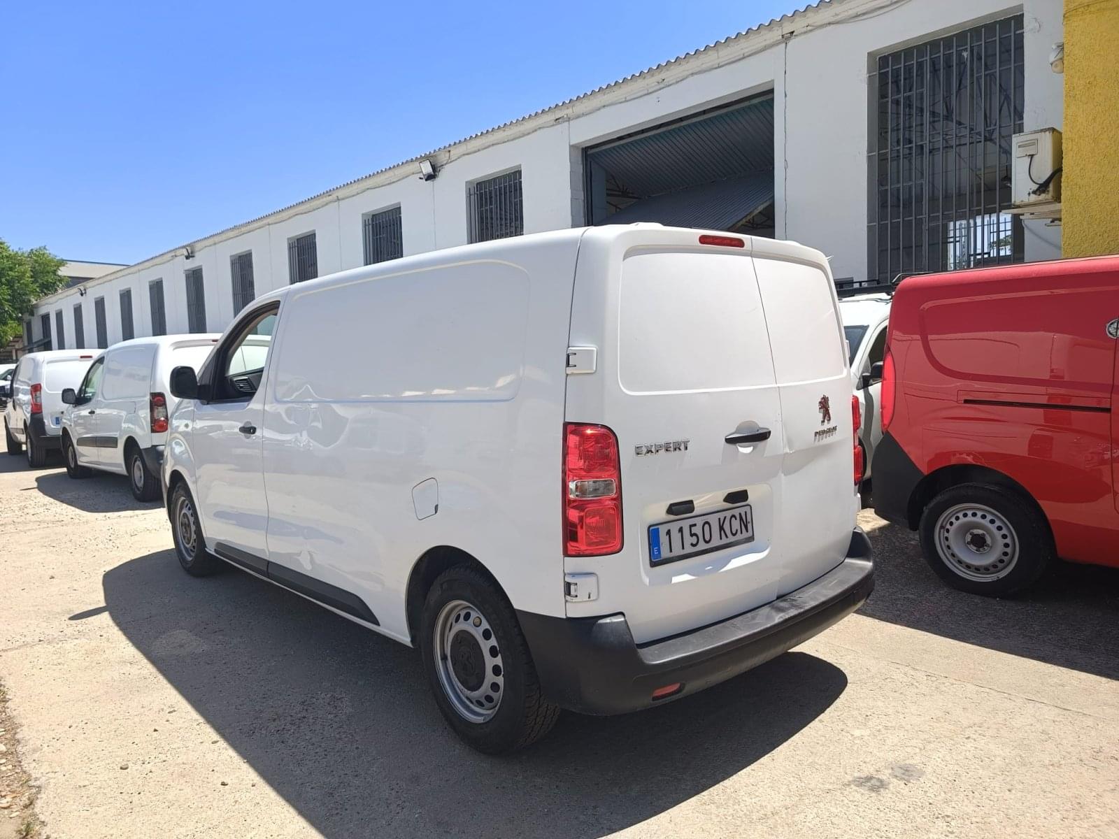 PEUGEOT EXPERT FURGON PRO 1.6 BLUEHDI 70KW STANDARD 8 