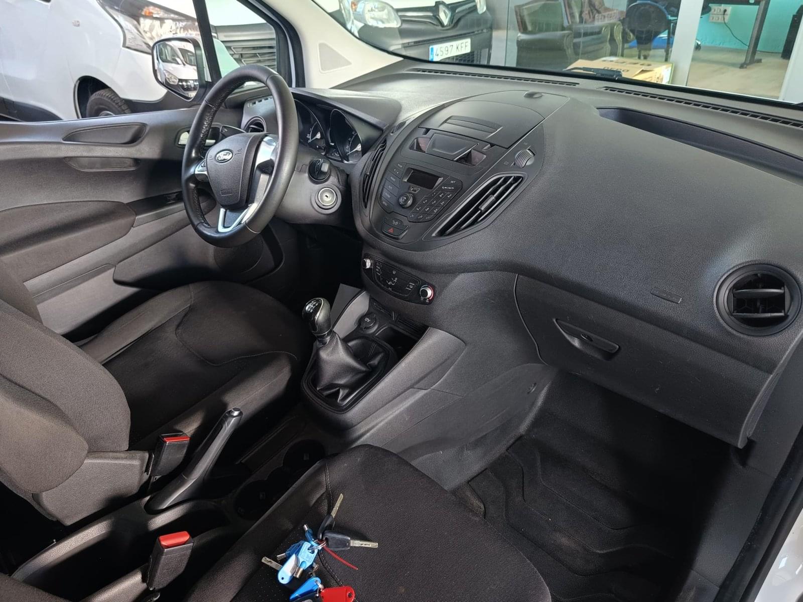 FORD TRANSIT COURIER VAN 1.5 TDCI 56KW TREND - COP. ABATIBLE 11 