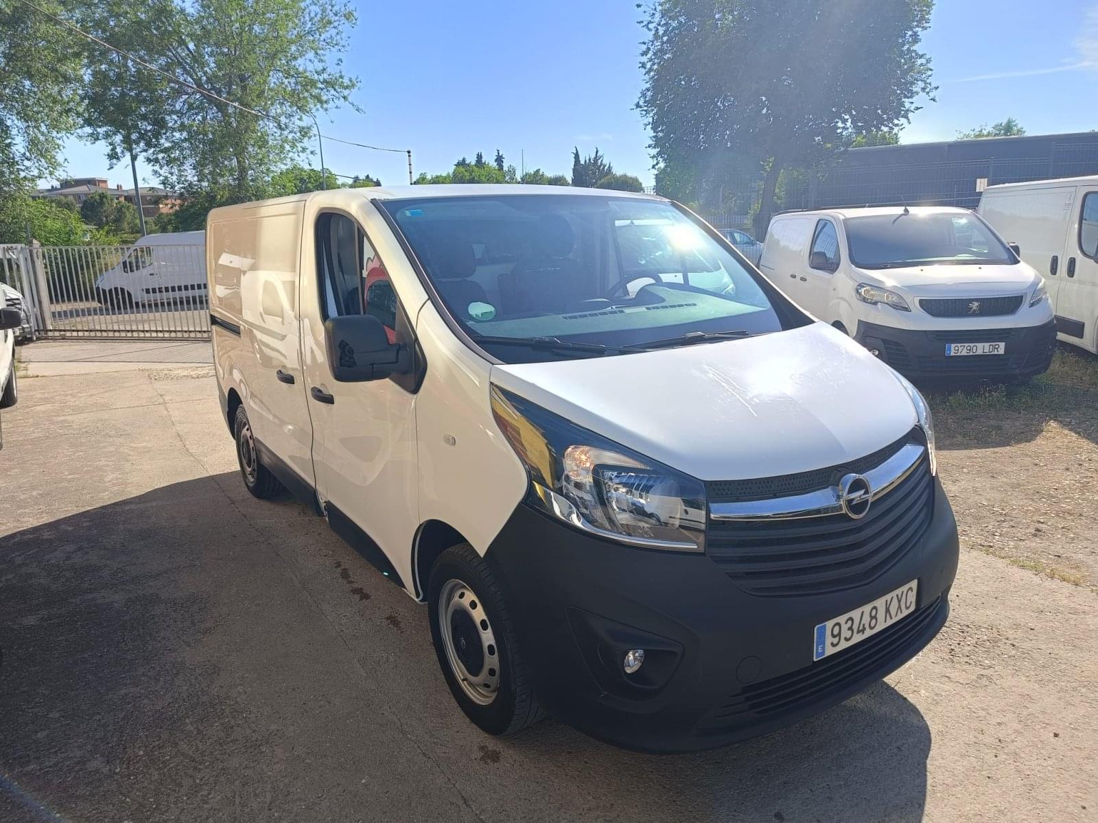 imagen de OPEL VIVARO L1H1 2.7T EXPRESSION 1.6 CDTI MT6 E5 - REF: 00941
