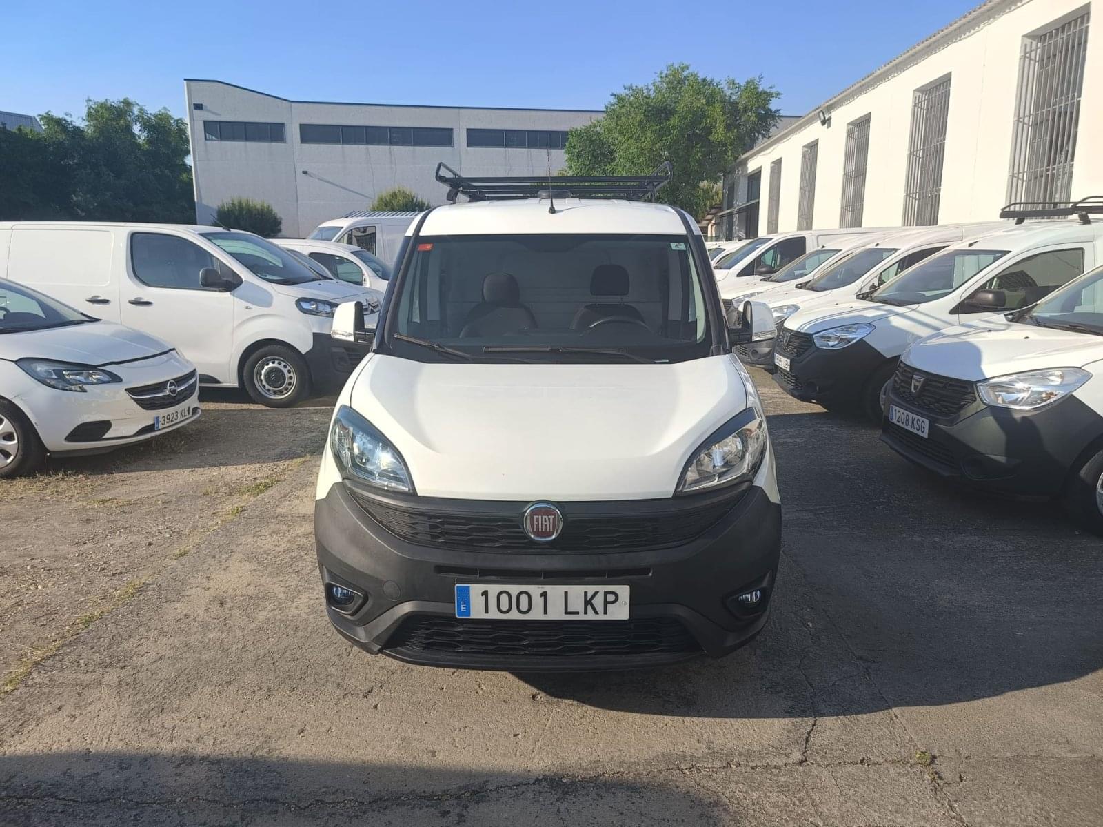 FIAT DOBLO CARGO SX 1.4 TJET 89 KW (120 CV) GNC 4P 2 