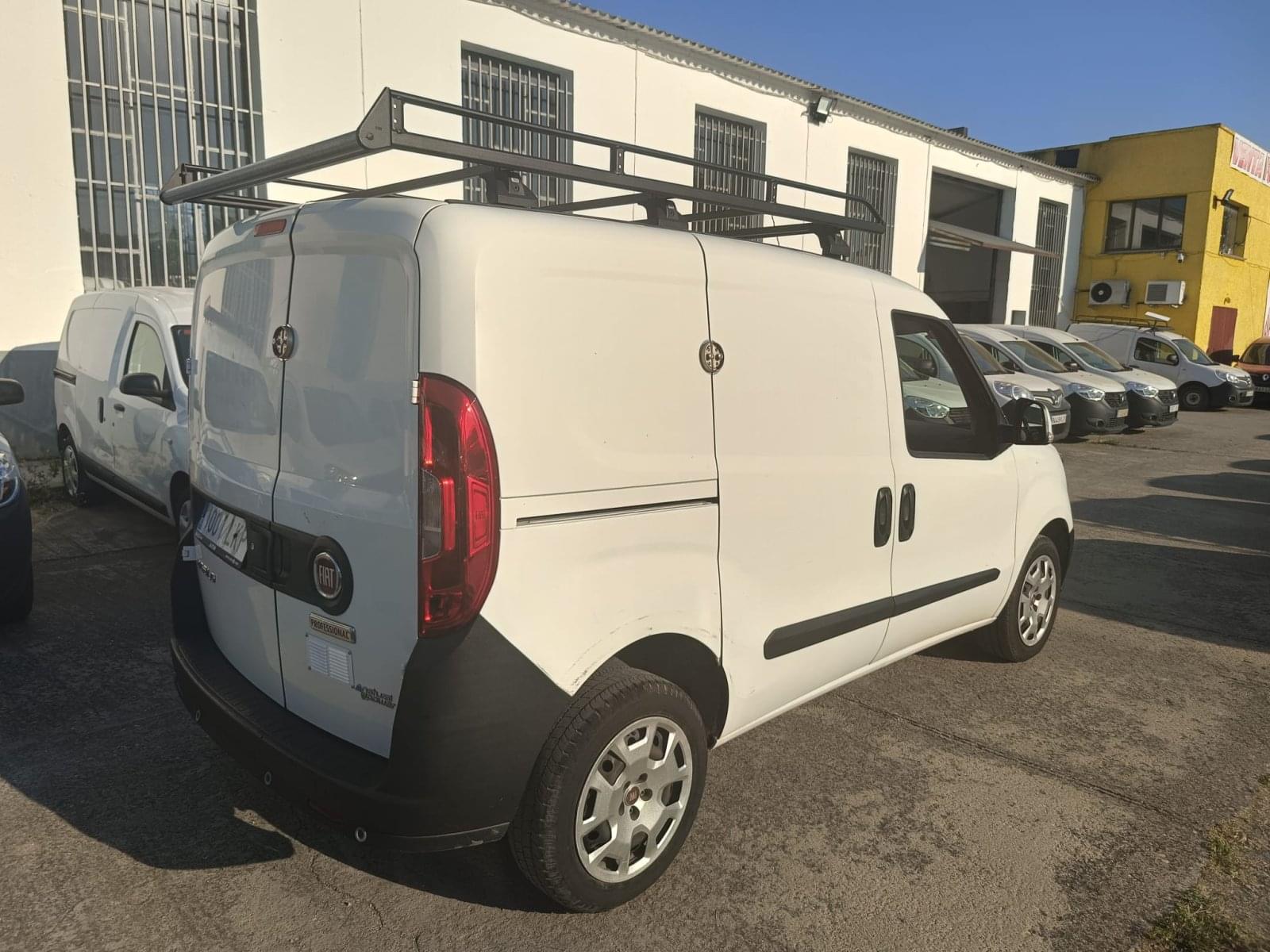 FIAT DOBLO CARGO SX 1.4 TJET 89 KW (120 CV) GNC 4P 6 