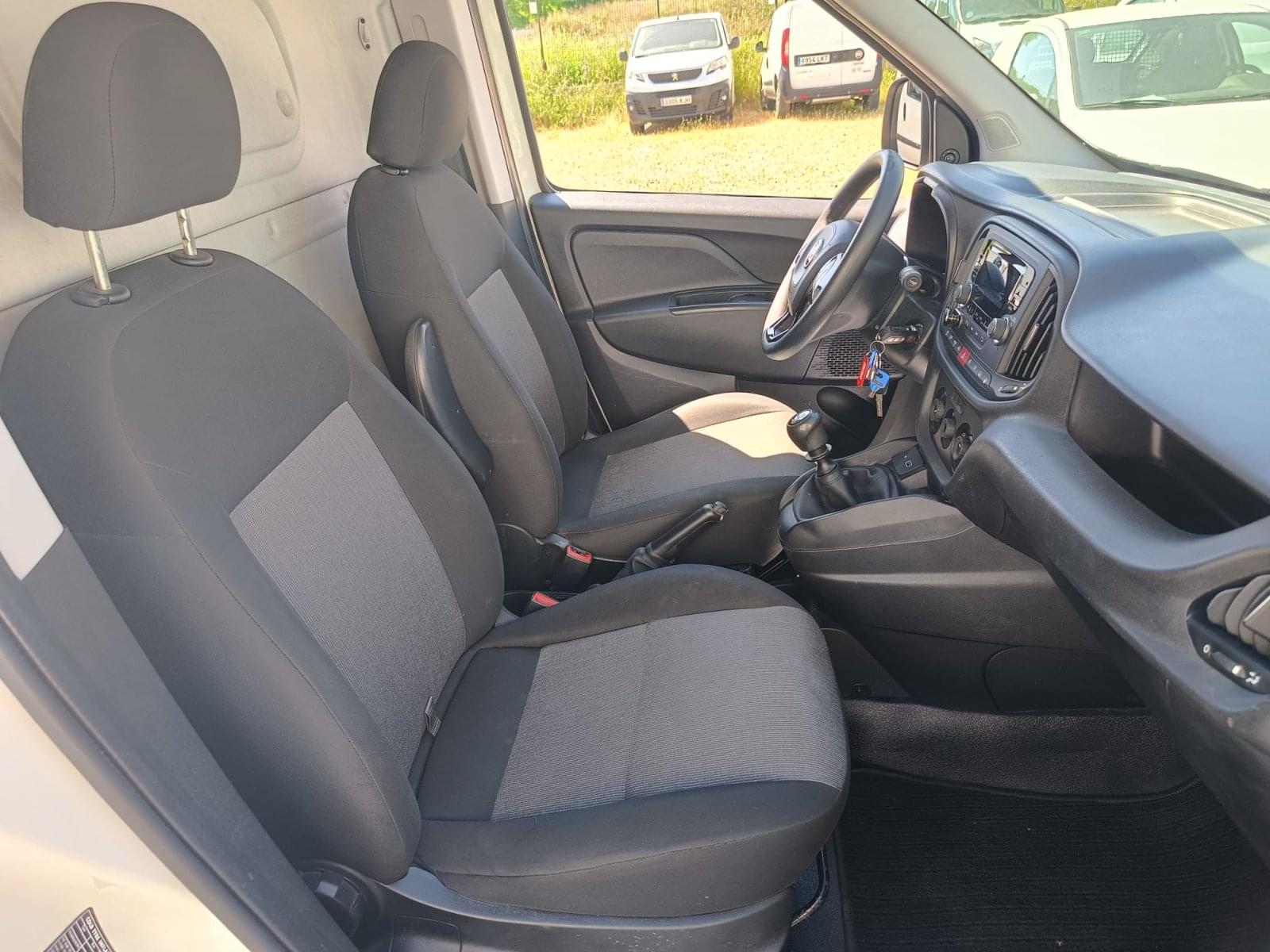 FIAT DOBLO CARGO SX 1.4 TJET 89 KW (120 CV) GNC 4P 12 