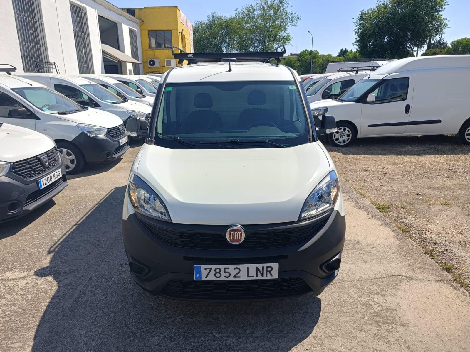 FIAT DOBLO CARGO SX 1.4 TJET 89 KW (120 CV) GNC 4P 2 