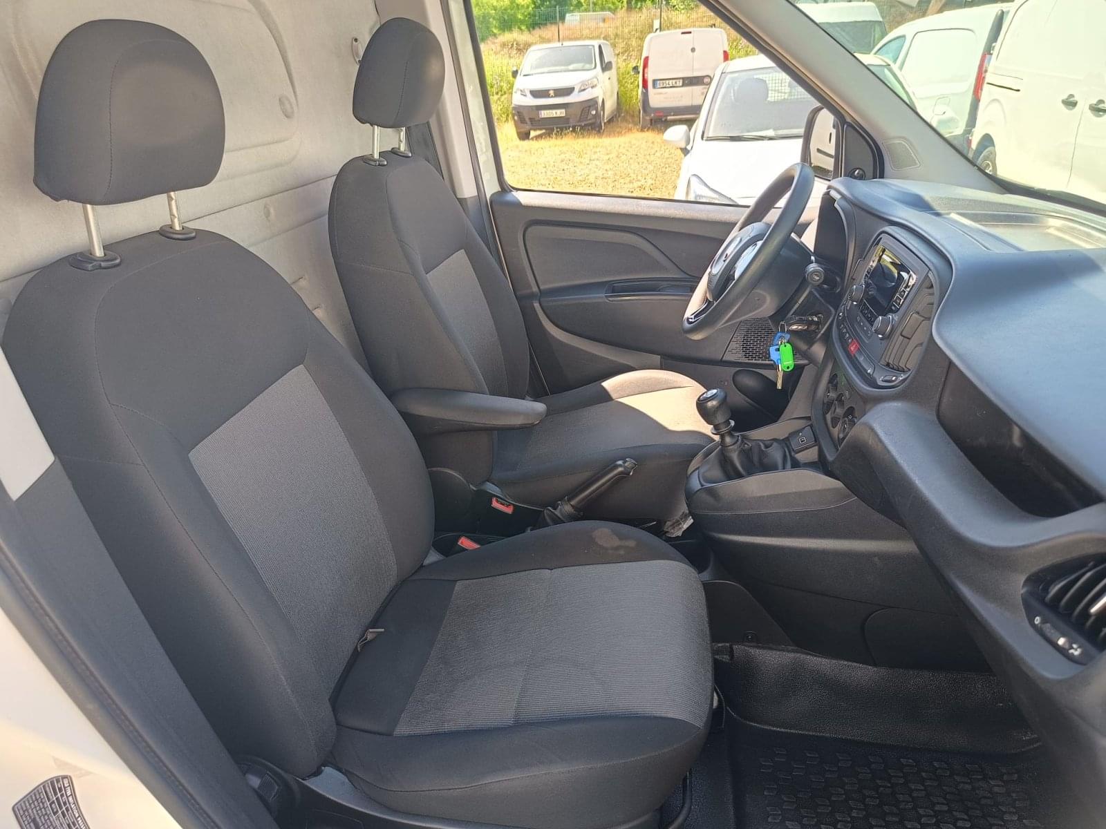 FIAT DOBLO CARGO SX 1.4 TJET 89 KW (120 CV) GNC 4P 11 