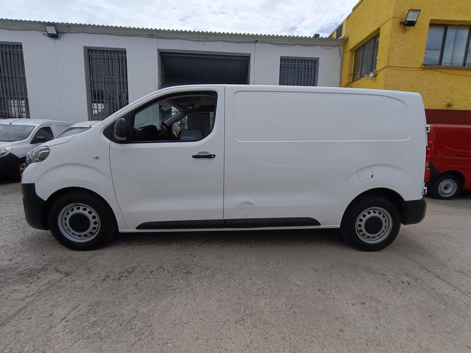 TOYOTA PROACE FG.taller MEDIO (L1) 2.0D COMFORT CARGA+ 3 