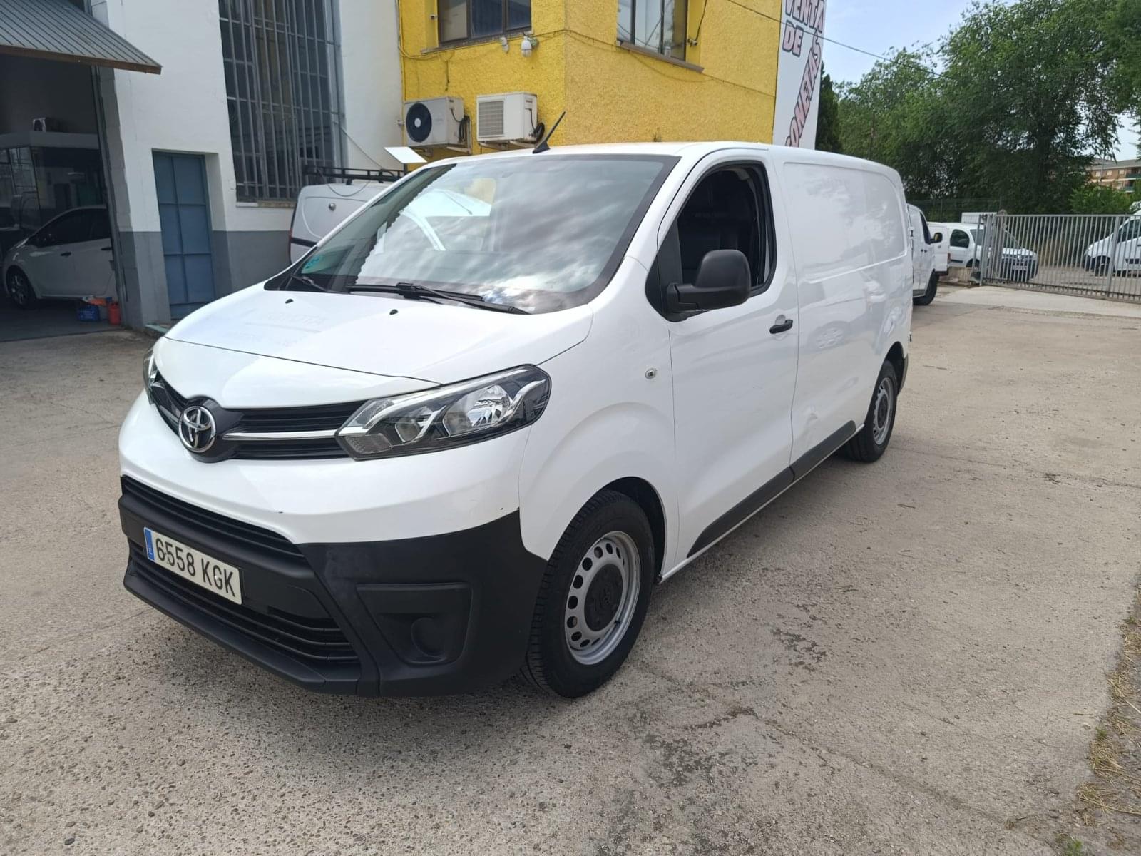 TOYOTA PROACE FG.taller MEDIO (L1) 2.0D COMFORT CARGA+ 8 