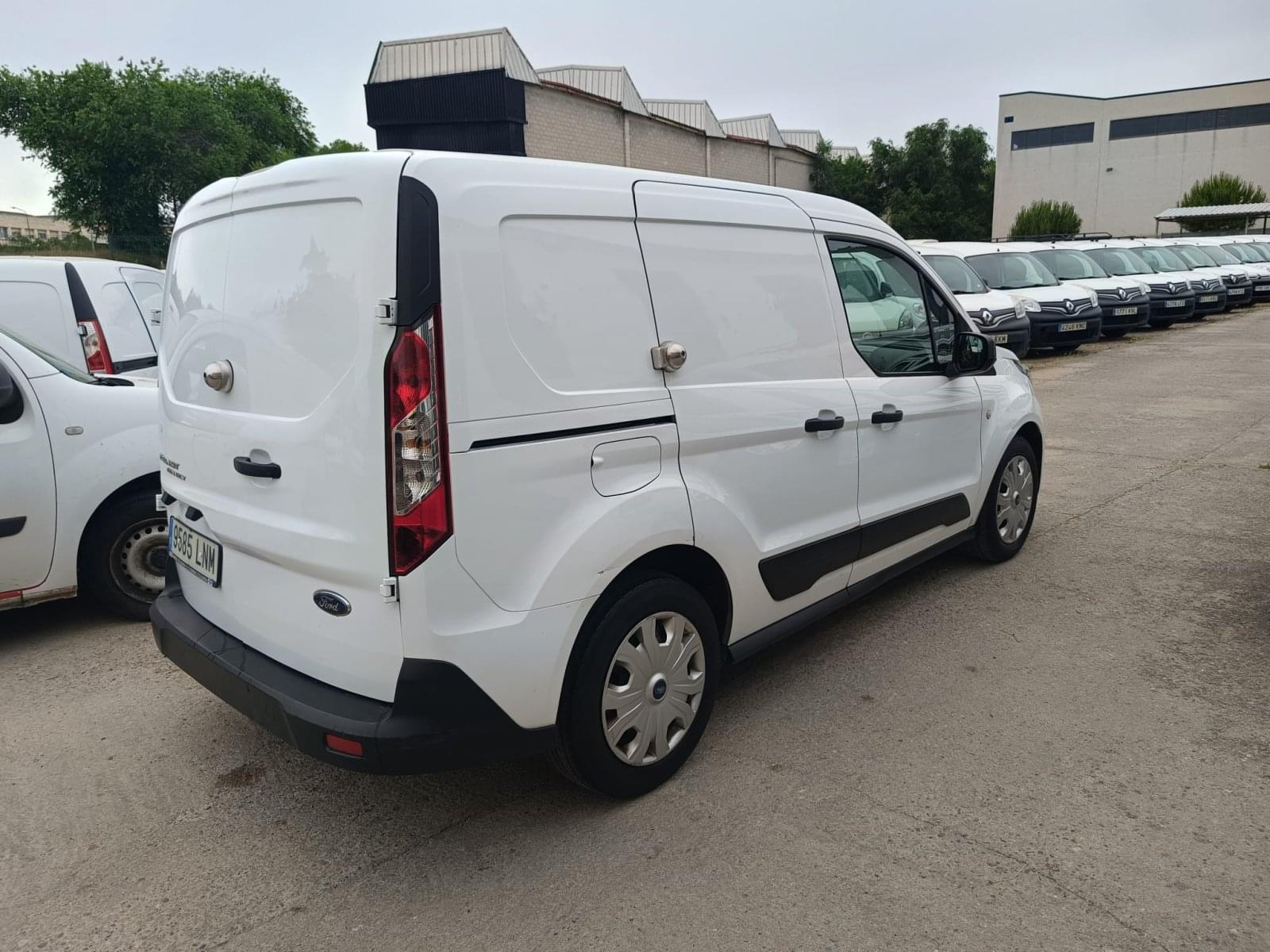 FORD TRANSIT CONNECT VAN 1.5 TDCI 55KW TREND 200 L1 8 
