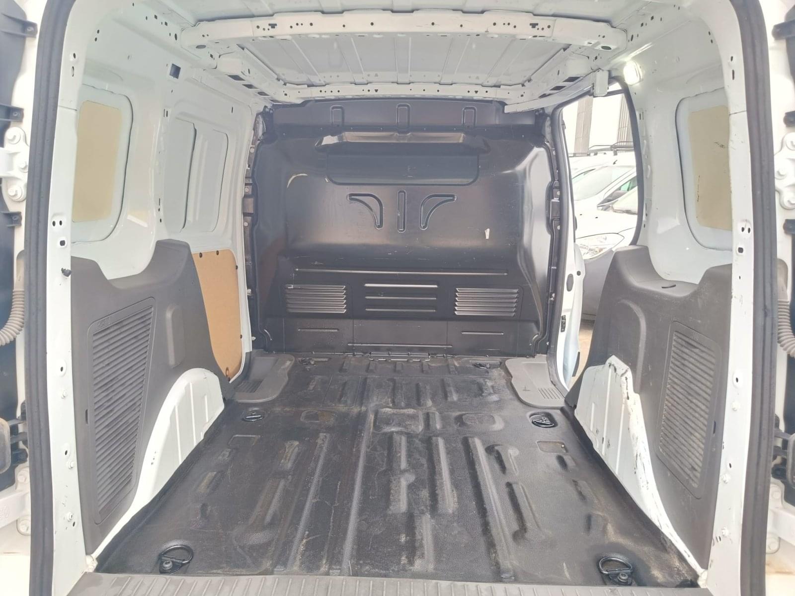 FORD TRANSIT CONNECT VAN 1.5 TDCI 55KW TREND 200 L1 12 