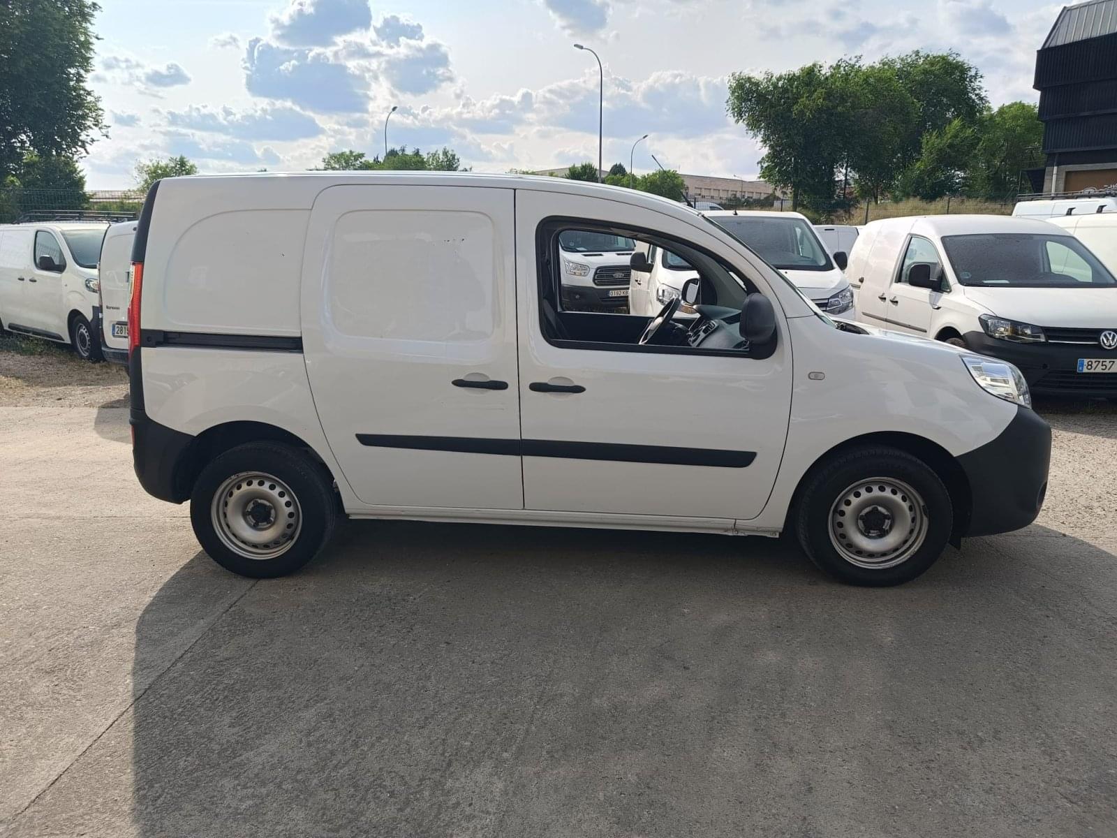 RENAULT KANGOO FURGON PROFESIONAL BLUE DCI 59 KW (80CV) 7 