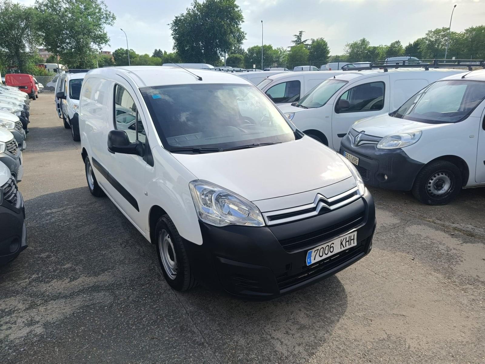 imagen de CITROEN BERLINGO BLUEHDI / BOLA ENGANCHE Y COP. ABATIBLE - REF: 00962