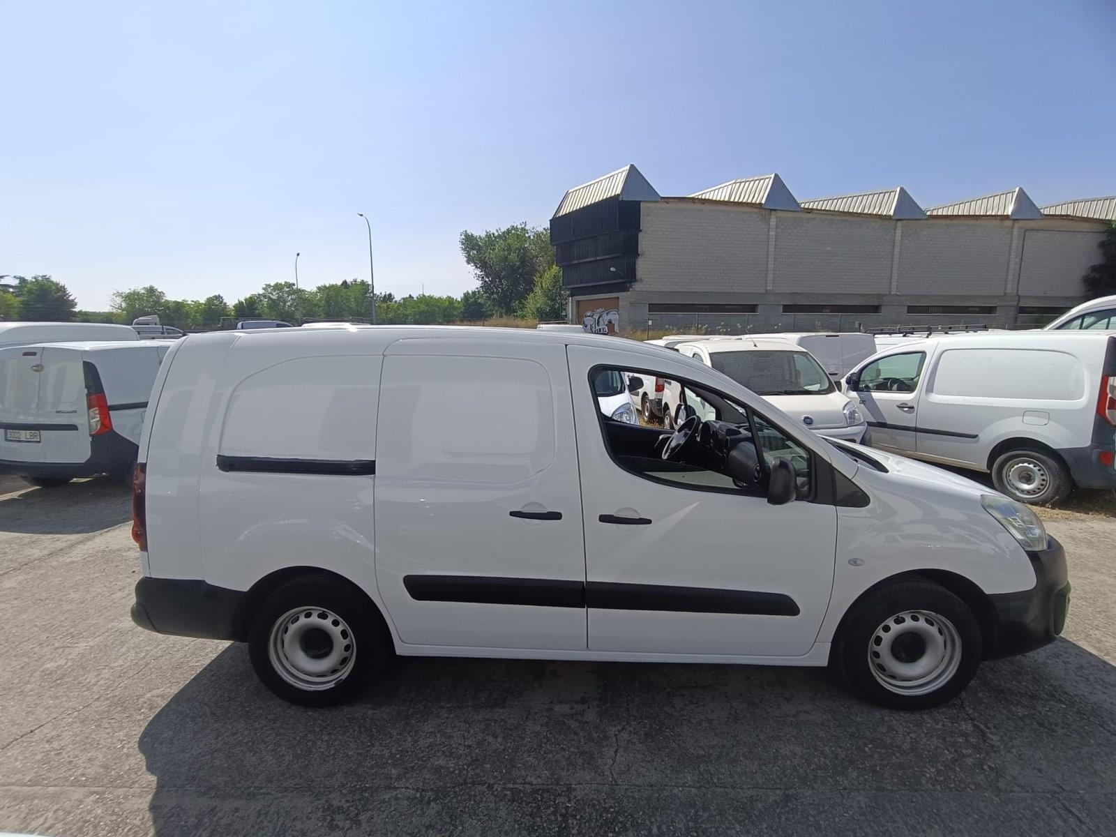 PEUGEOT PARTNER FG. CONFORT PACKL2 BLUEHDI COP.ABATIBLE 7 