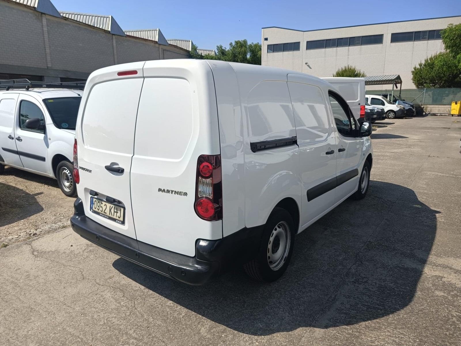 PEUGEOT PARTNER FG. CONFORT PACKL2 BLUEHDI COP.ABATIBLE 8 