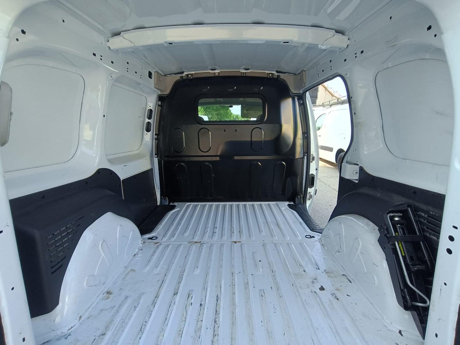 RENAULT KANGOO FURGON PROFESIONAL BLUE DCI 59 KW (80CV) 11 