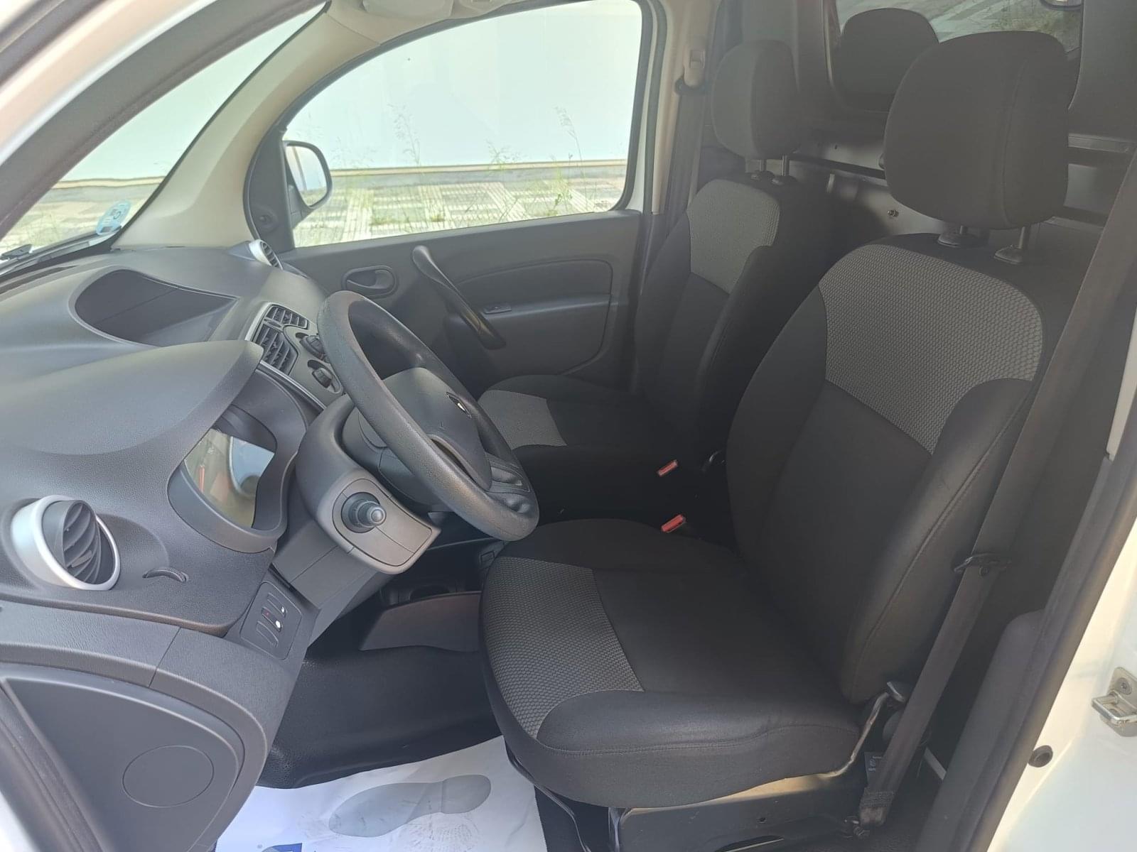 RENAULT KANGOO FURGON PROFESIONAL BLUE DCI 59 KW (80CV) 10 
