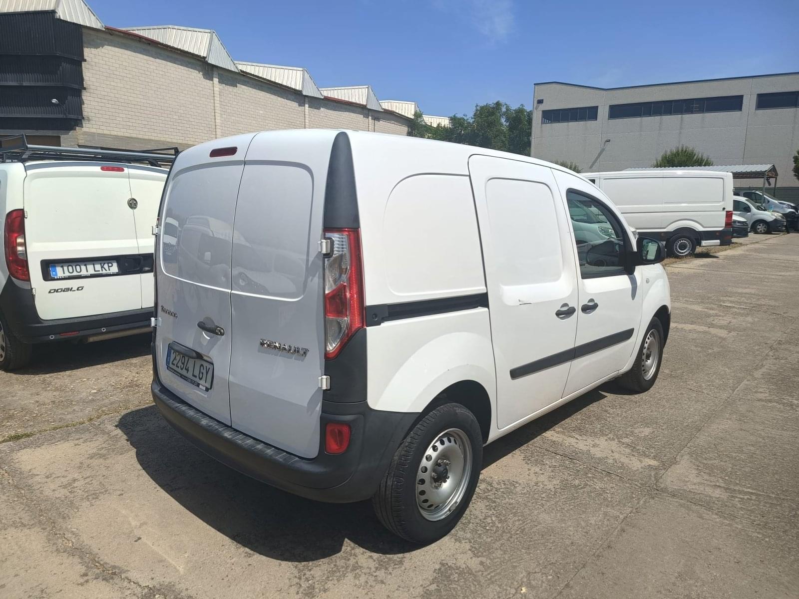 RENAULT KANGOO FURGON PROFESIONAL BLUE DCI 59 KW (80CV) 9 