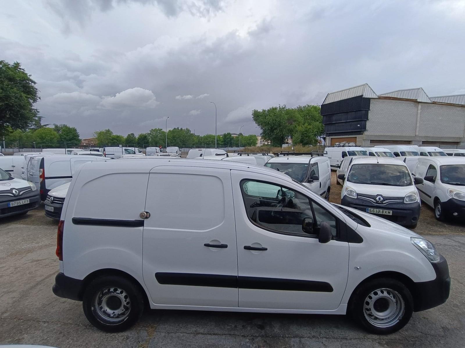 CITROEN BERLINGO TALLA M BLUEHDI 75 LIVE 8 