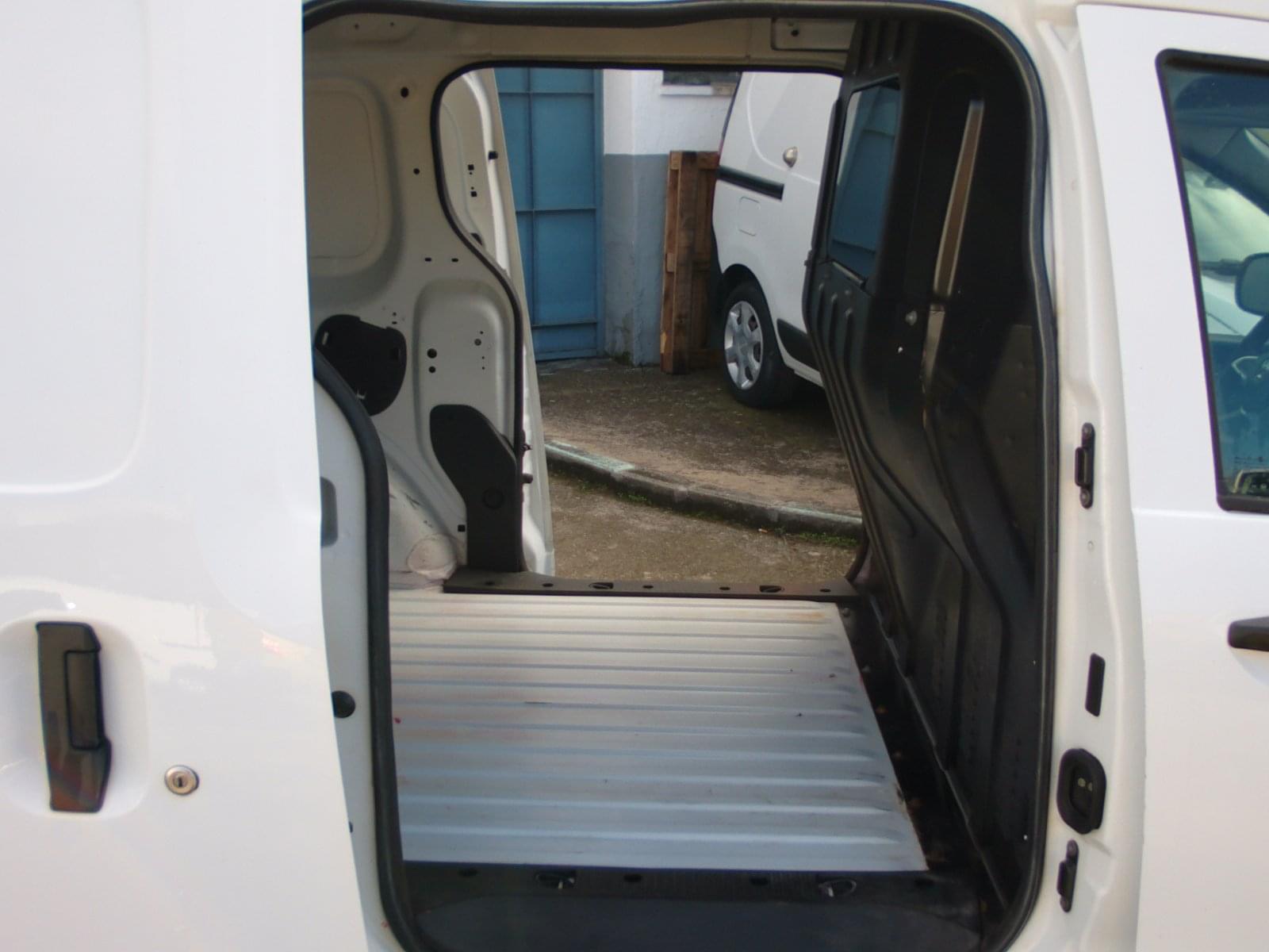 DACIA DOKKER VAN ESSENTIAL BLUE DCI 70KW (95CV) 10 