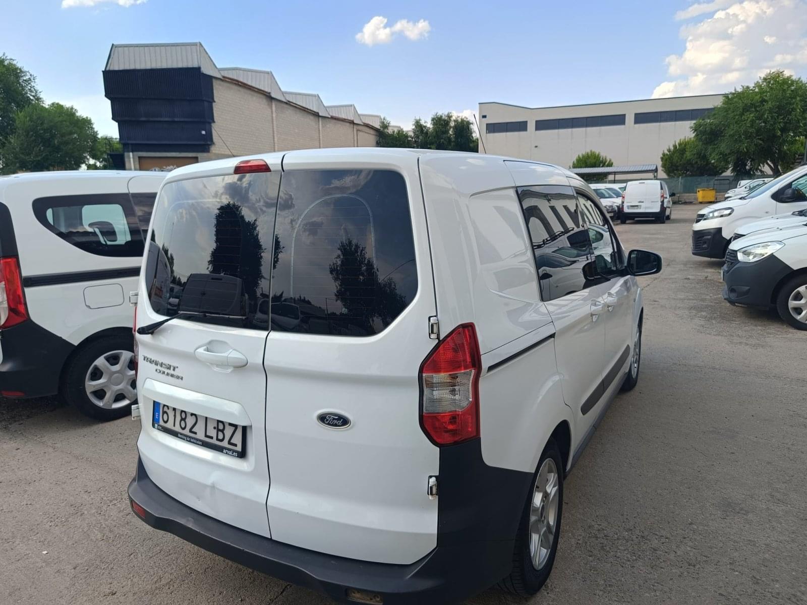 FORD TRANSIT COURIER KOMBI TREND 1.5 TDCI 75CV MT6 E6DT 5 