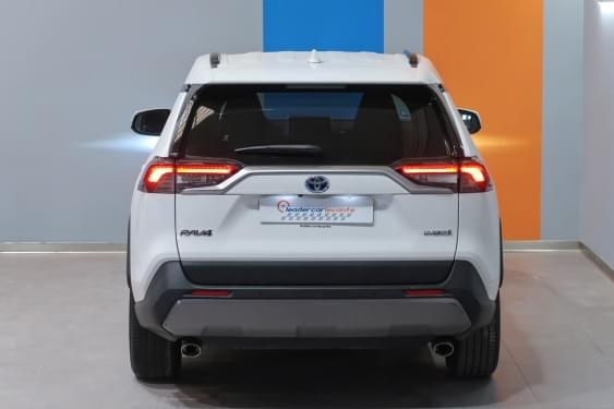 TOYOTA RAV4 2.5I 220H ADVANCE 4WD 2019 de segunda mano