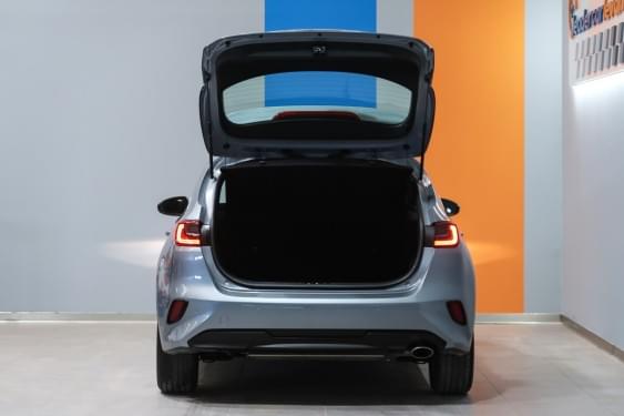 KIA CEED 1.0 T-GDI 100CV DRIVE 2024 de segunda mano