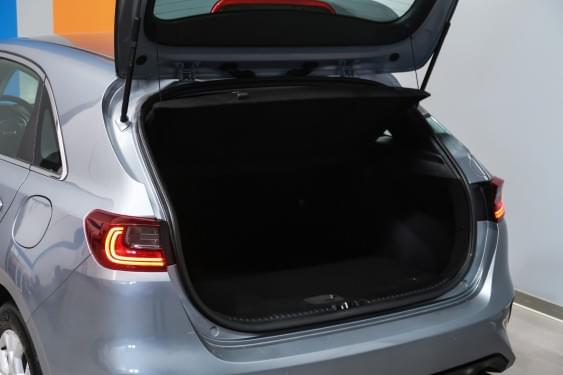 KIA CEED 1.0 T-GDI 100CV DRIVE 2024 de segunda mano