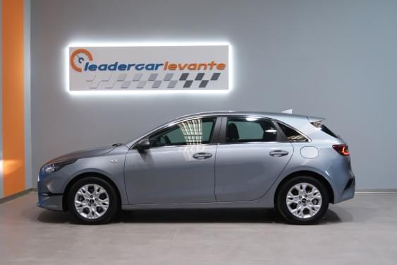 KIA CEED 1.0 T-GDI 100CV DRIVE 2024 de segunda mano