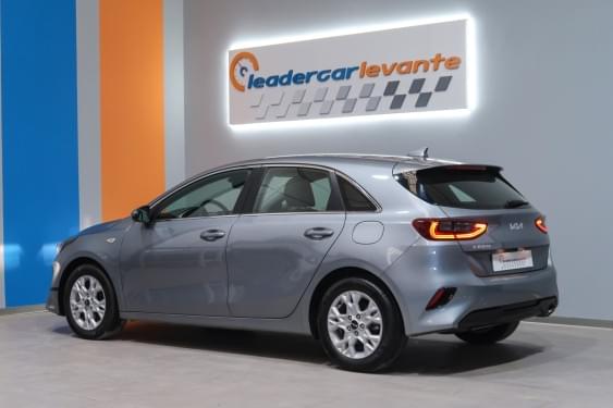 KIA CEED 1.0 T-GDI 100CV DRIVE 2024 de segunda mano