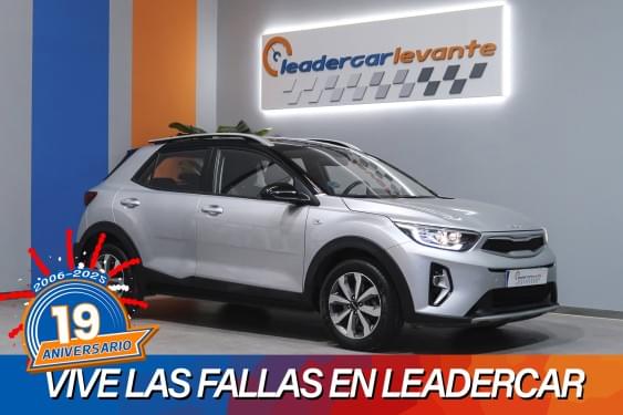 KIA STONIC 1.2 DPI 84CV CONCEPT 2023 de segunda mano