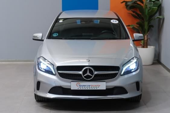 MERCEDES-BENZ CLASE A 200D 136CV 2018 de segunda mano