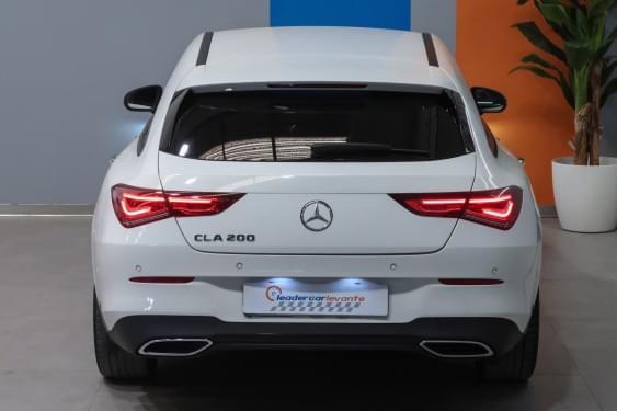 MERCEDES-BENZ CLASE CLA 200 SHOOTING BRAKE 163CV 2020 de segunda mano