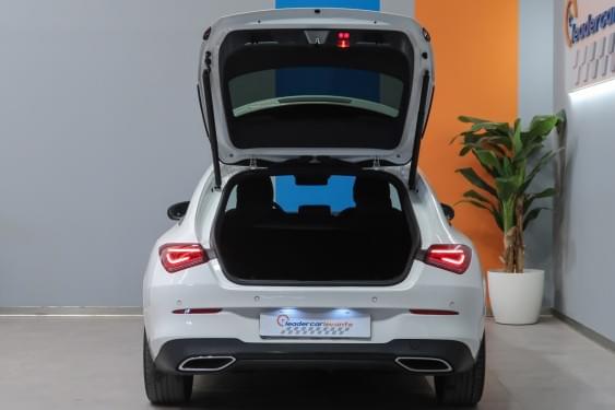 MERCEDES-BENZ CLASE CLA 200 SHOOTING BRAKE 163CV 2020 de segunda mano