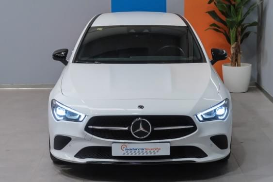 MERCEDES-BENZ CLASE CLA 200 SHOOTING BRAKE 163CV 2020 de segunda mano