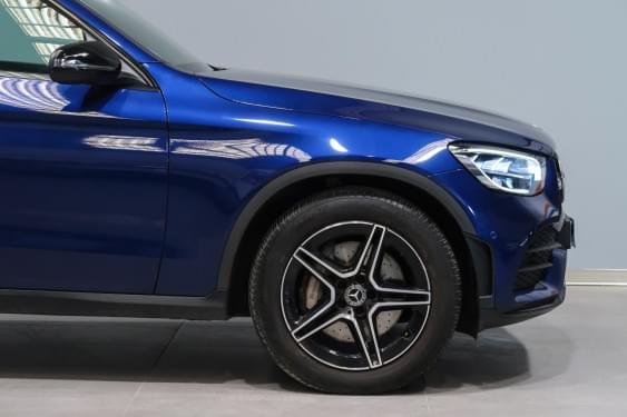 MERCEDES-BENZ CLASE GLC 200 D 4MATIC 163CV 2021 de segunda mano