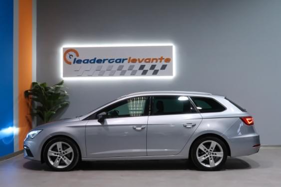 SEAT LEÓN ST 2.0 TDI DSG FR EDITION PLUS 2020 de segunda mano