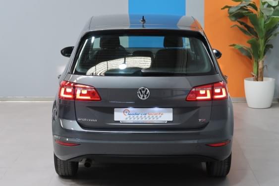 VOLKSWAGEN GOLF SPORTSVAN EDITION 1.6 TDI 115CV 2018 de segunda mano