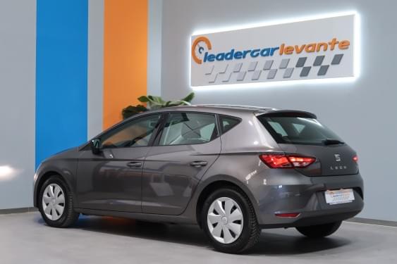 SEAT LEÓN 1.6 TDI REFERENCE S/S 110CV 2016 de segunda mano