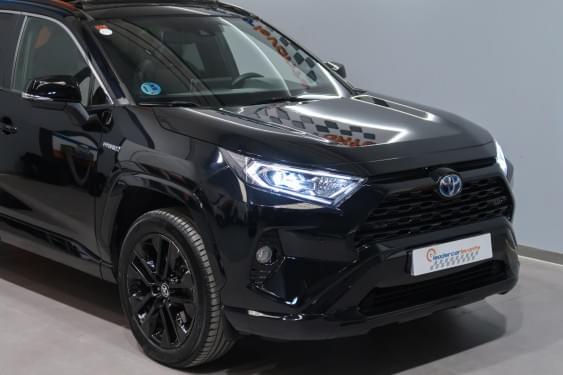TOYOTA RAV4 2.5l 220H BLACK EDITION 218CV 2021 de segunda mano