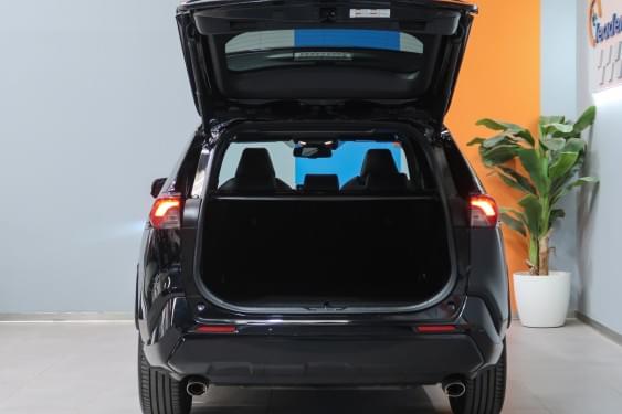 TOYOTA RAV4 2.5l 220H BLACK EDITION 218CV 2021 de segunda mano