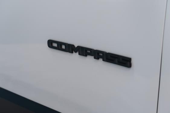 JEEP COMPASS 1.4 M AIR NIGHT EAGLE 2WD 140CV 2019 de segunda mano