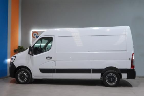 RENAULT MASTER FURGON T L2H2 3300BI DCI 136CV 2021 de segunda mano