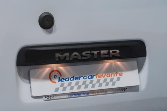 RENAULT MASTER FURGON T L2H2 3300BI DCI 136CV 2021 de segunda mano