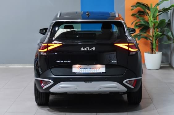 KIA SPORTAGE 1.6 TGDi HEV 230CV Drive 4X2 2022 de segunda mano