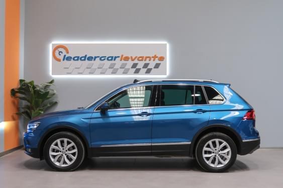 VOLKSWAGEN TIGUAN SPORT 2.0 TDI 150CV 4MOTION DSG 2019 de segunda mano