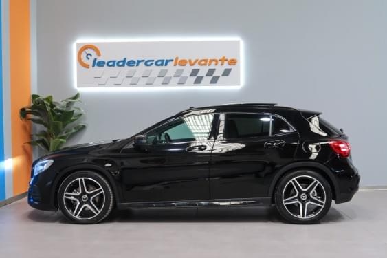 MERCEDES-BENZ CLASE GLA 220D PACK AMG 177CV 2018 de segunda mano
