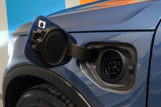 Comprar VOLVO XC40 1.5 T4 TWIN RECHARGE R-DESIGN 211CV 2021 de segunda mano VOLVO XC40 1.5 T4 TWIN RECHARGE R-DESIGN 211CV 2021 de segunda mano